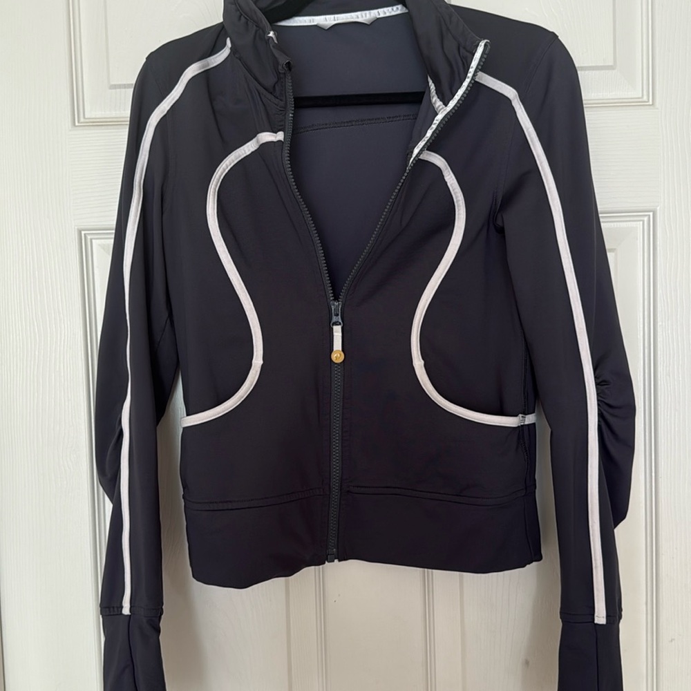 Lululemon Athletica Gray & White Workout After Workout Jacket